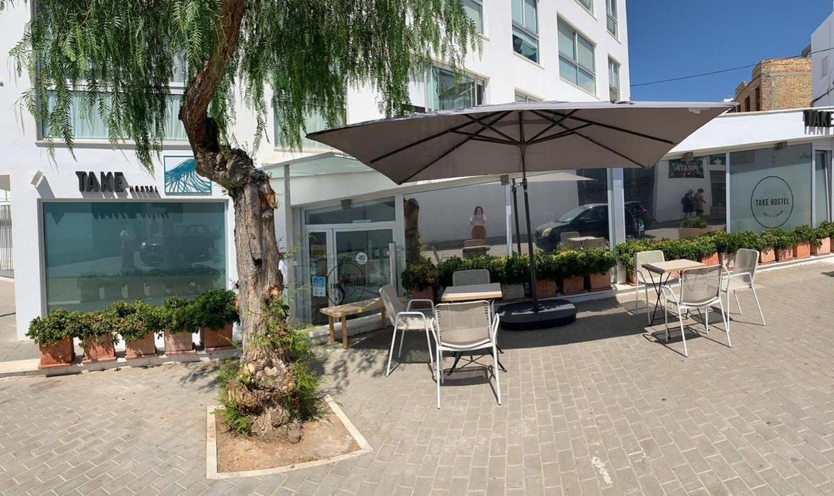 Take Surf Hostel Conil Conil De La Frontera Dış mekan fotoğraf